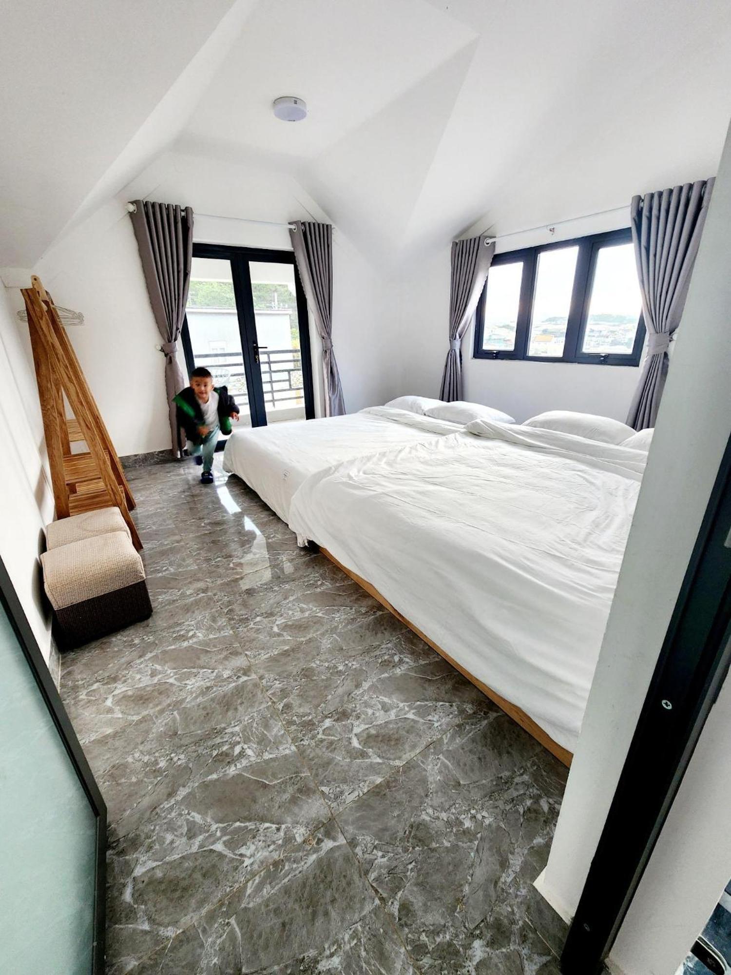 Happy Bun Hotel ดาลัด ภายนอก รูปภาพ